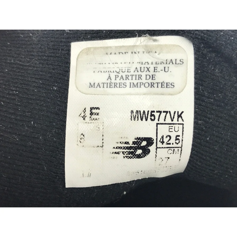 New Balance model 577